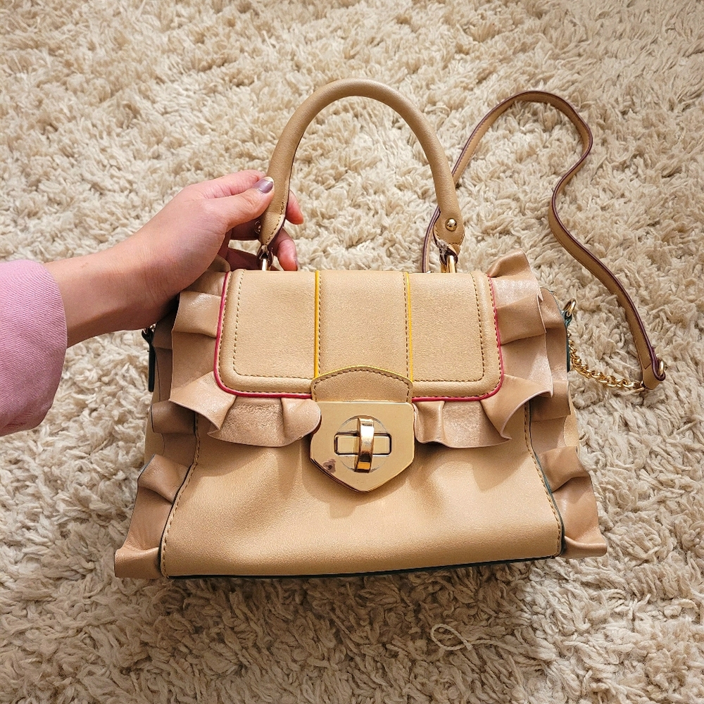 Unique Ruffles Crossbody Bag